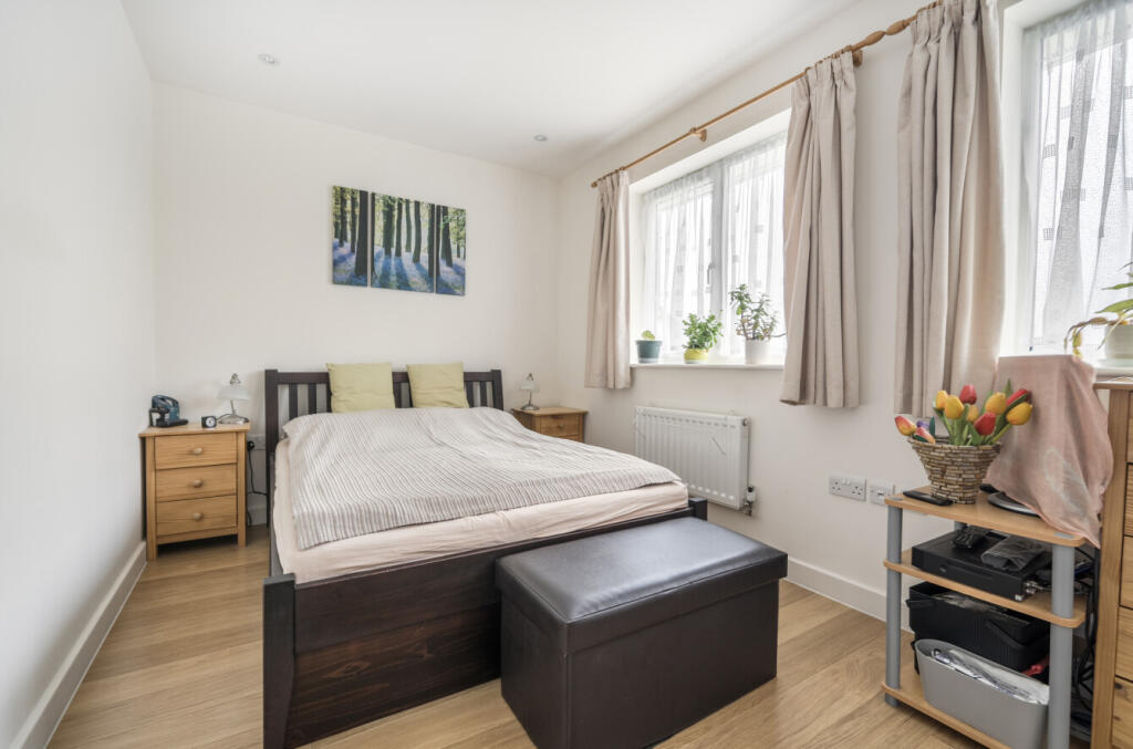 1299648-1-6835c65...