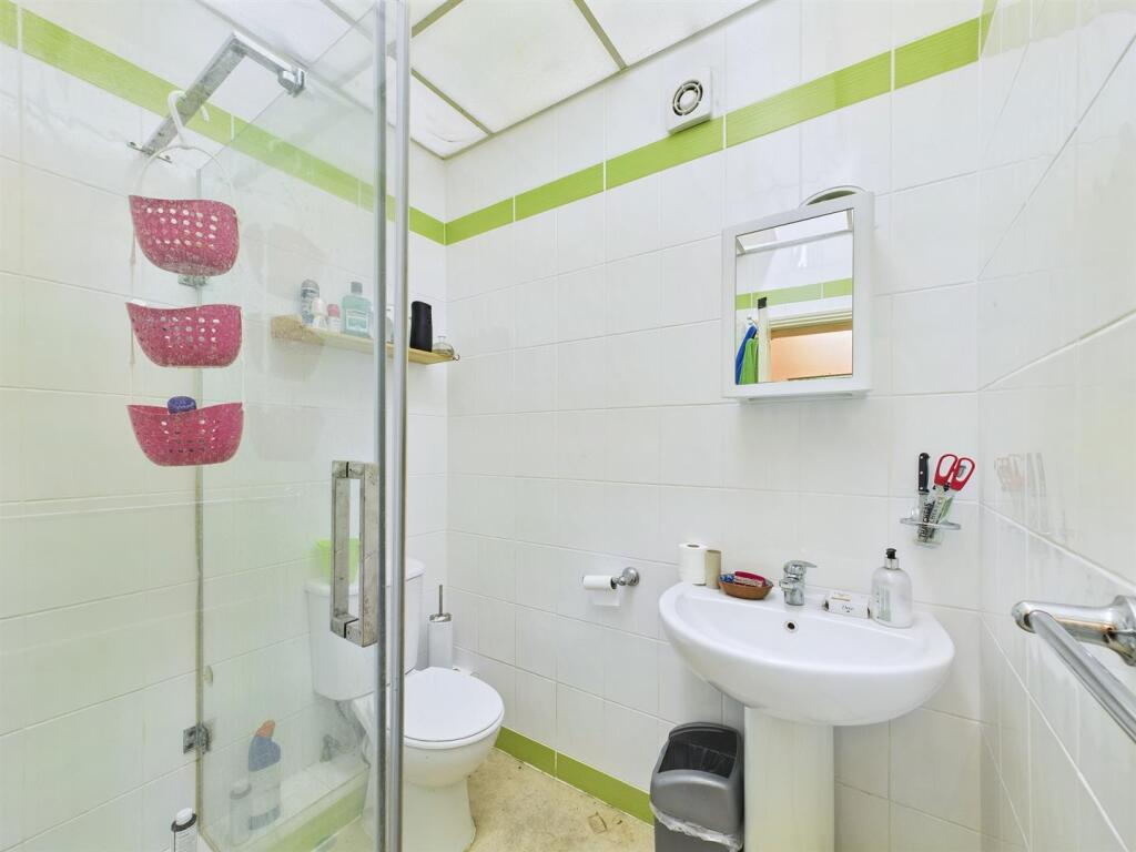 18 - Block of four flats.jpg