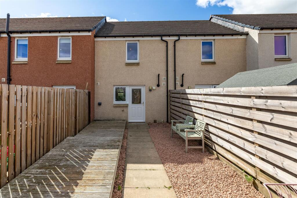 25 KIngfisher Grove Galashiels 34.JPG