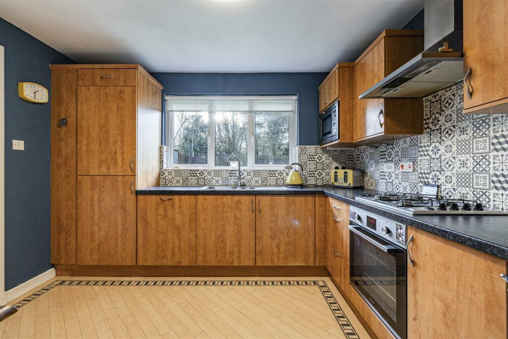 18 Cleuch Avenue North Middleton 21.JPG