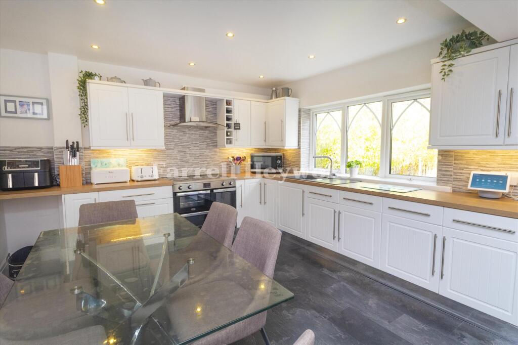 Open Plan Living 3