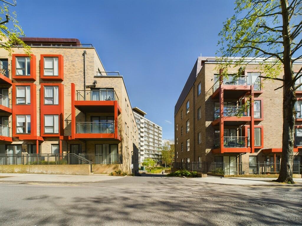 CAM02337G0-PR0168...