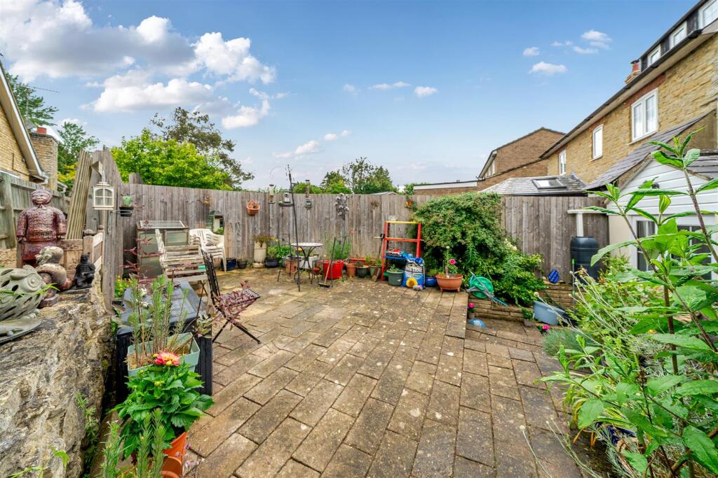 Lavender Cottage, 19 Lower Street, Pury End (9).jp