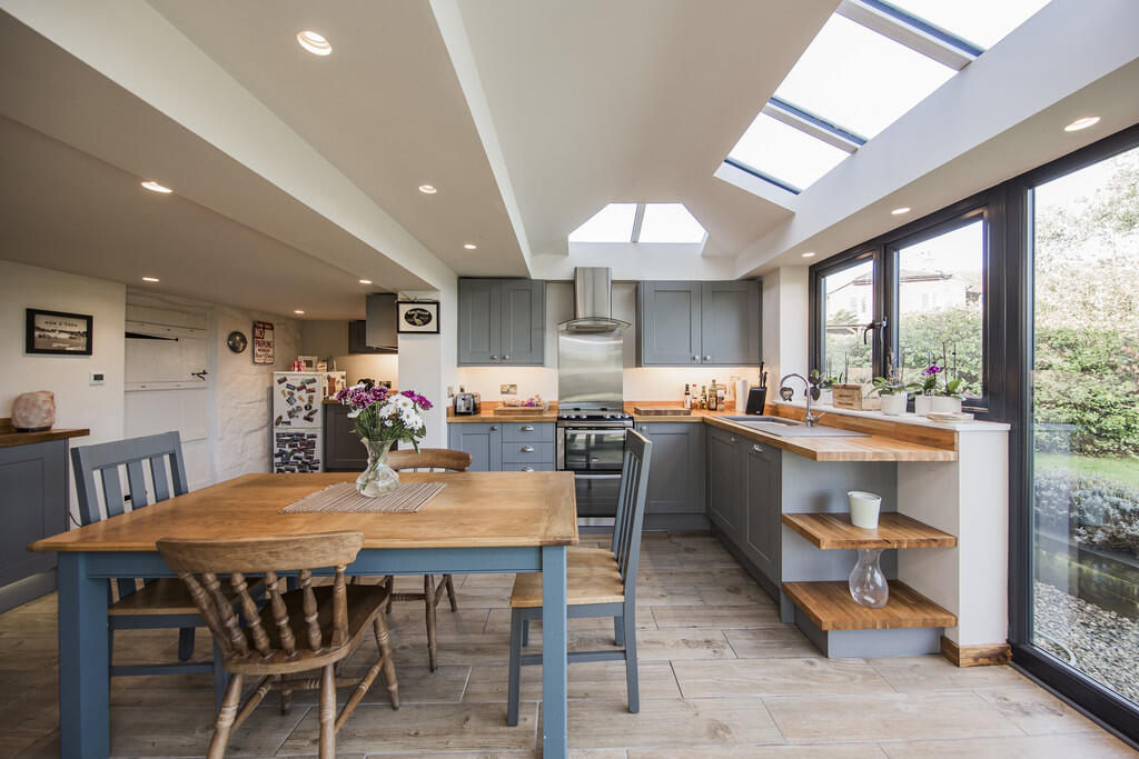 kitchen diner 2