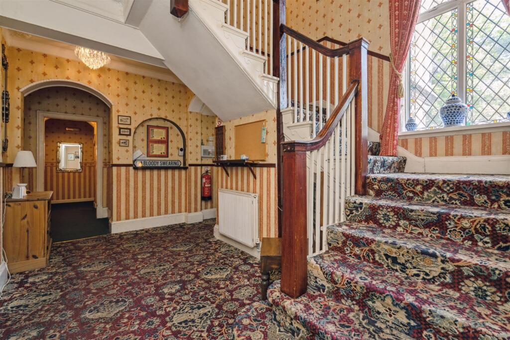 Eastwoodhay Guest House_37.jpg