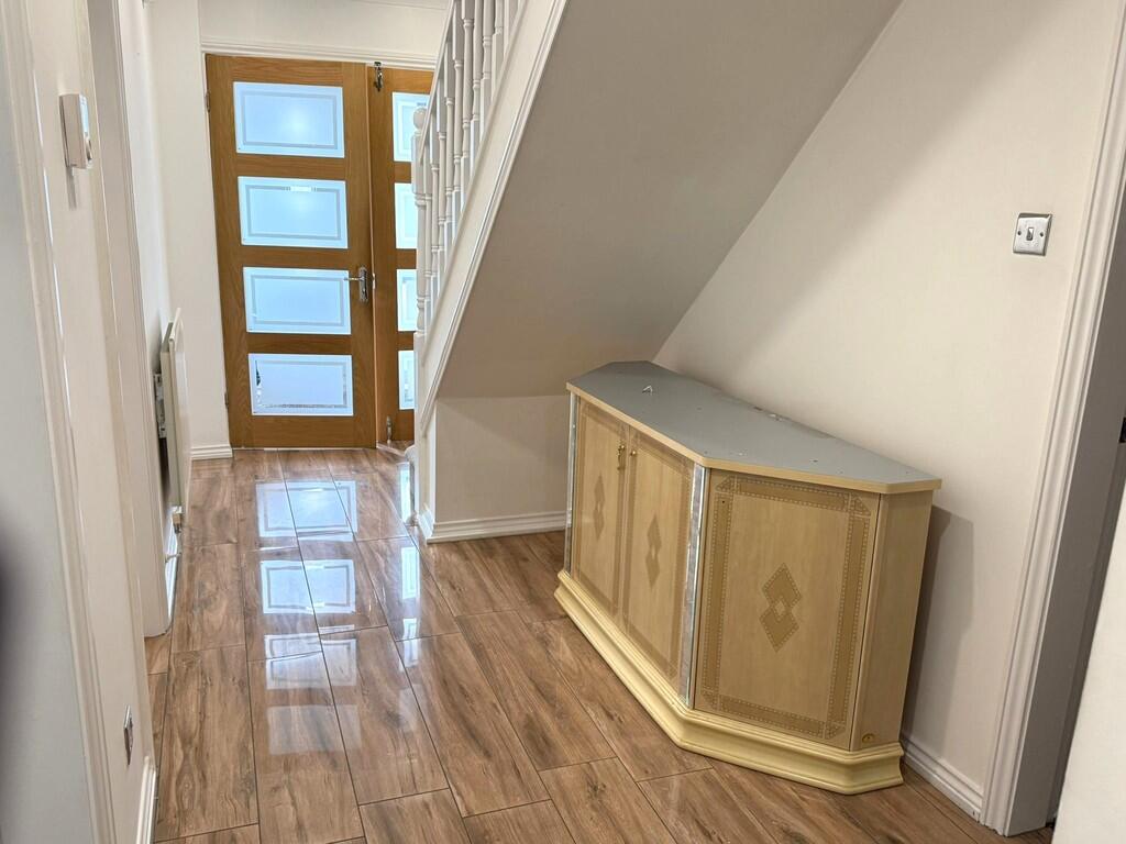 IMG-20250625-WA00...