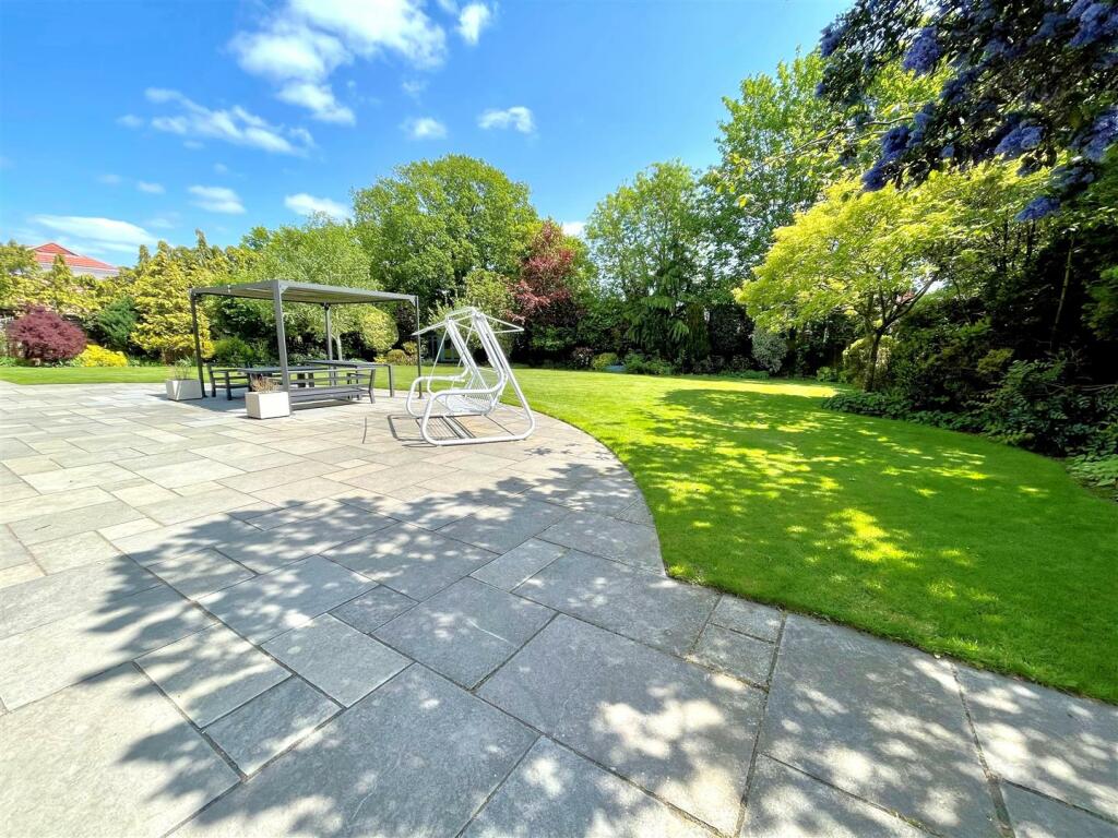 garden.jpg