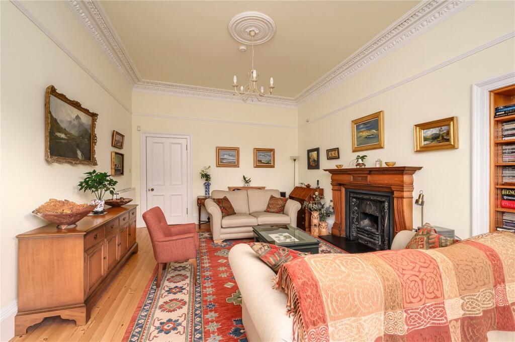 Midmar Gardens 11