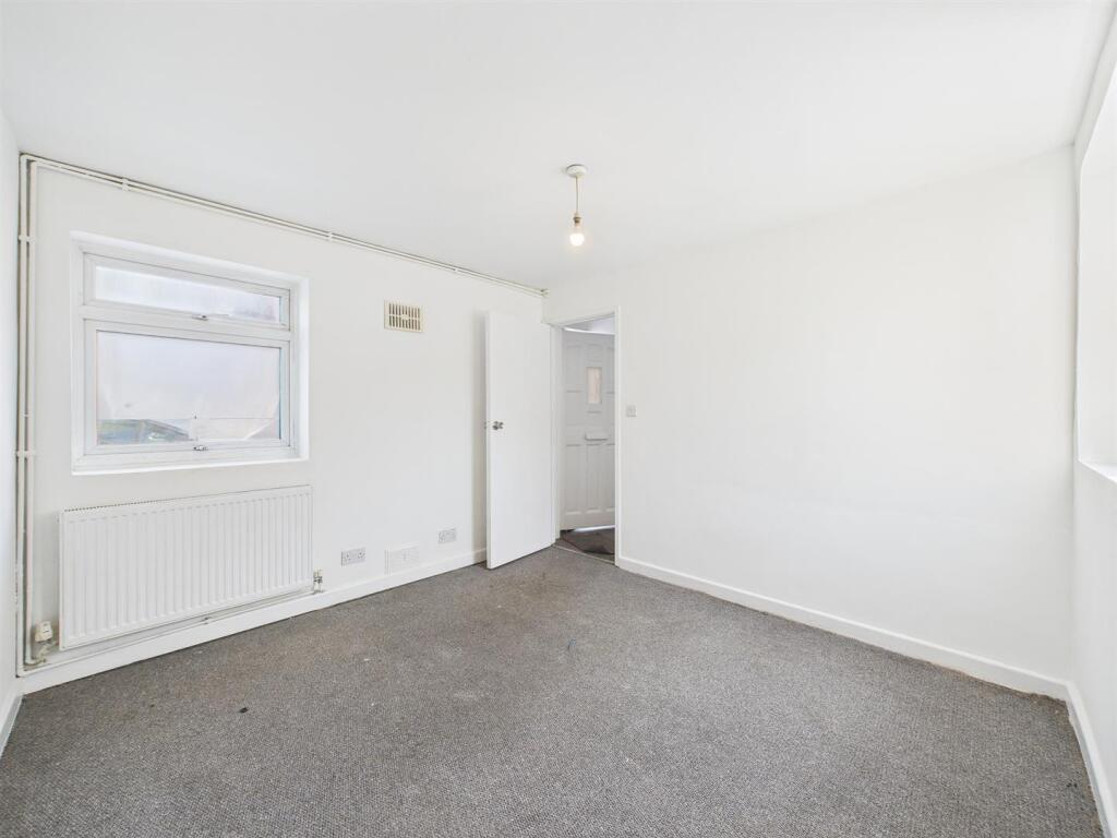 9 - one bed flat easton.jpg