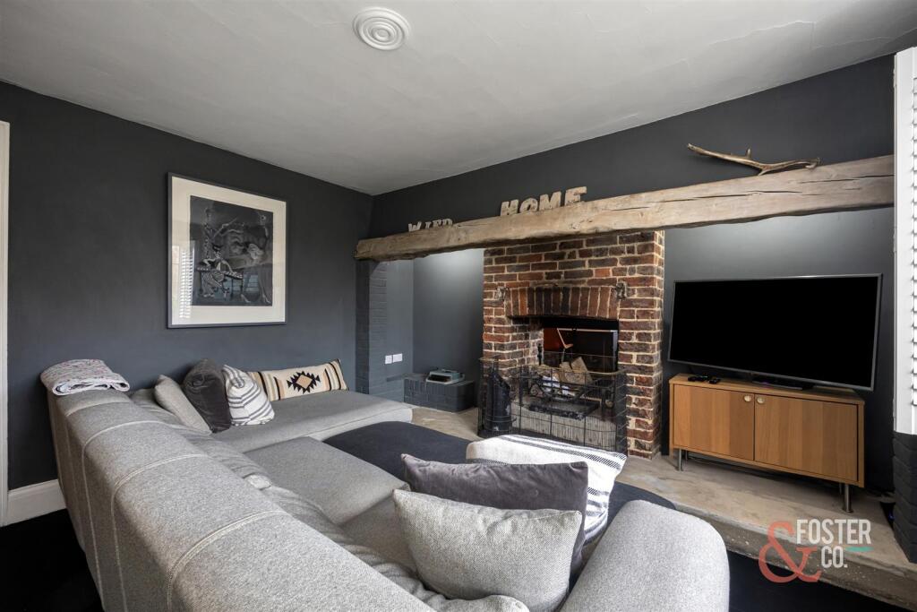 Brighton Road, Rogena Cottage-015.jpg