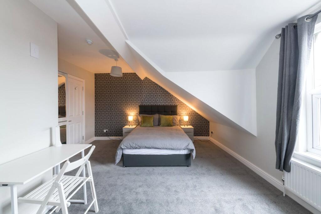 Milton Road, Swindon, SN1