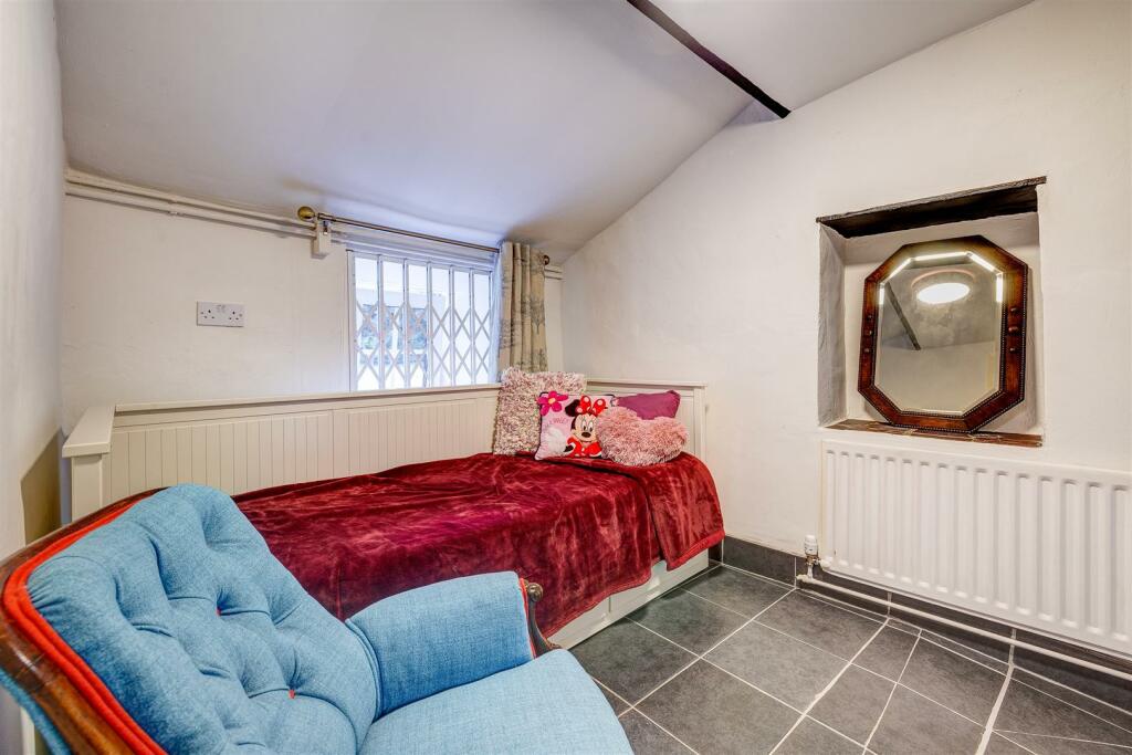 12 Altar Stone Lane, Markfield