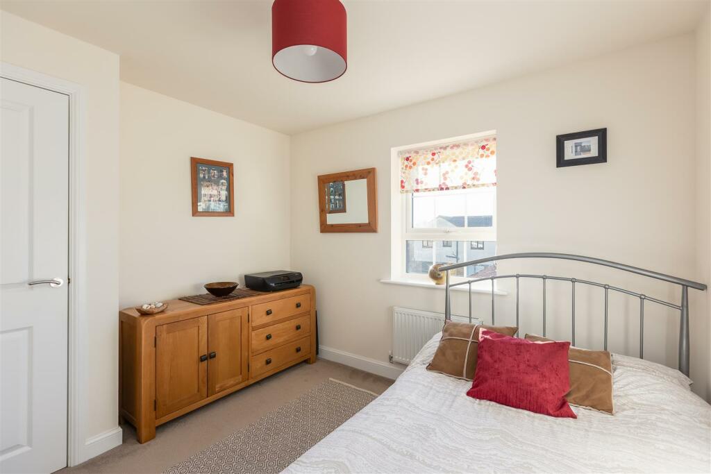 Derwent Road 85 Bedroom 4-3.jpg