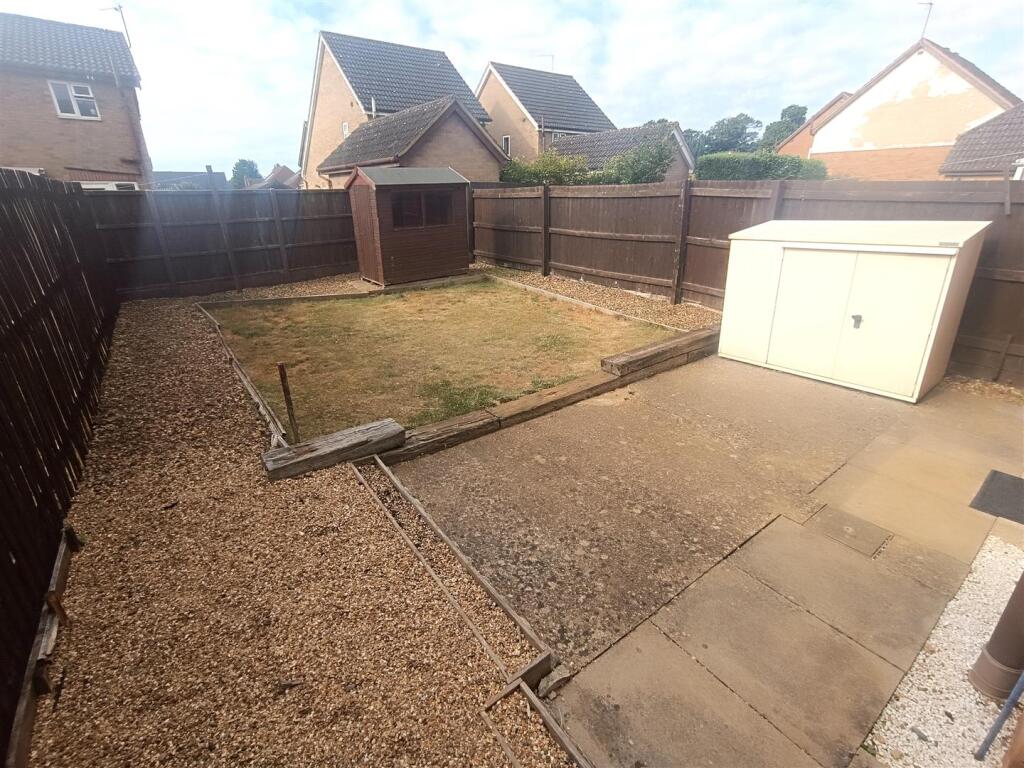 Rear Garden (1) .jpg