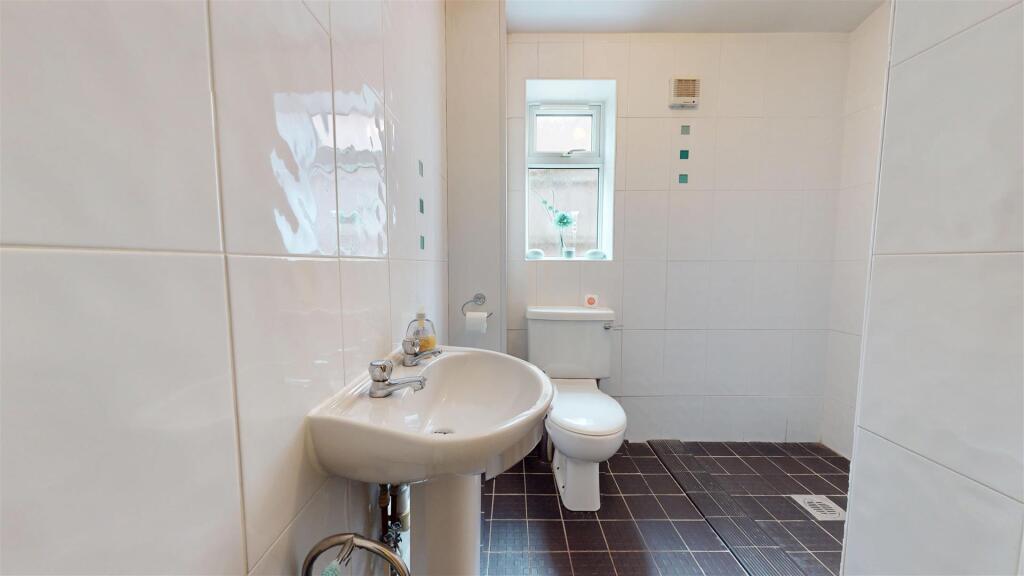 Sackville Road Shower Room