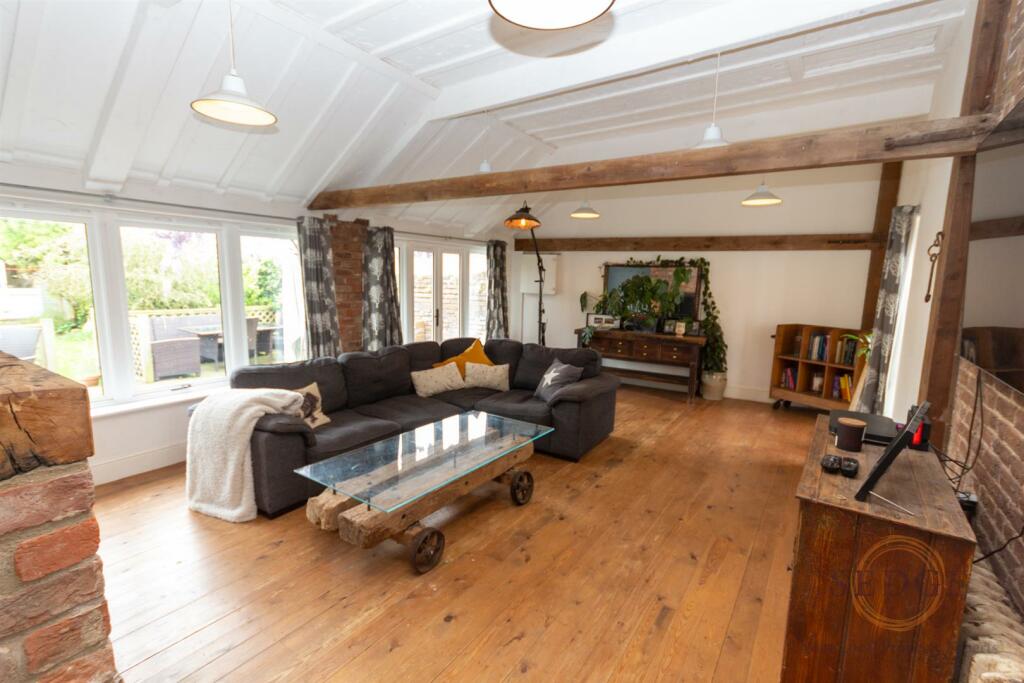 couhc house and barns -11.jpg