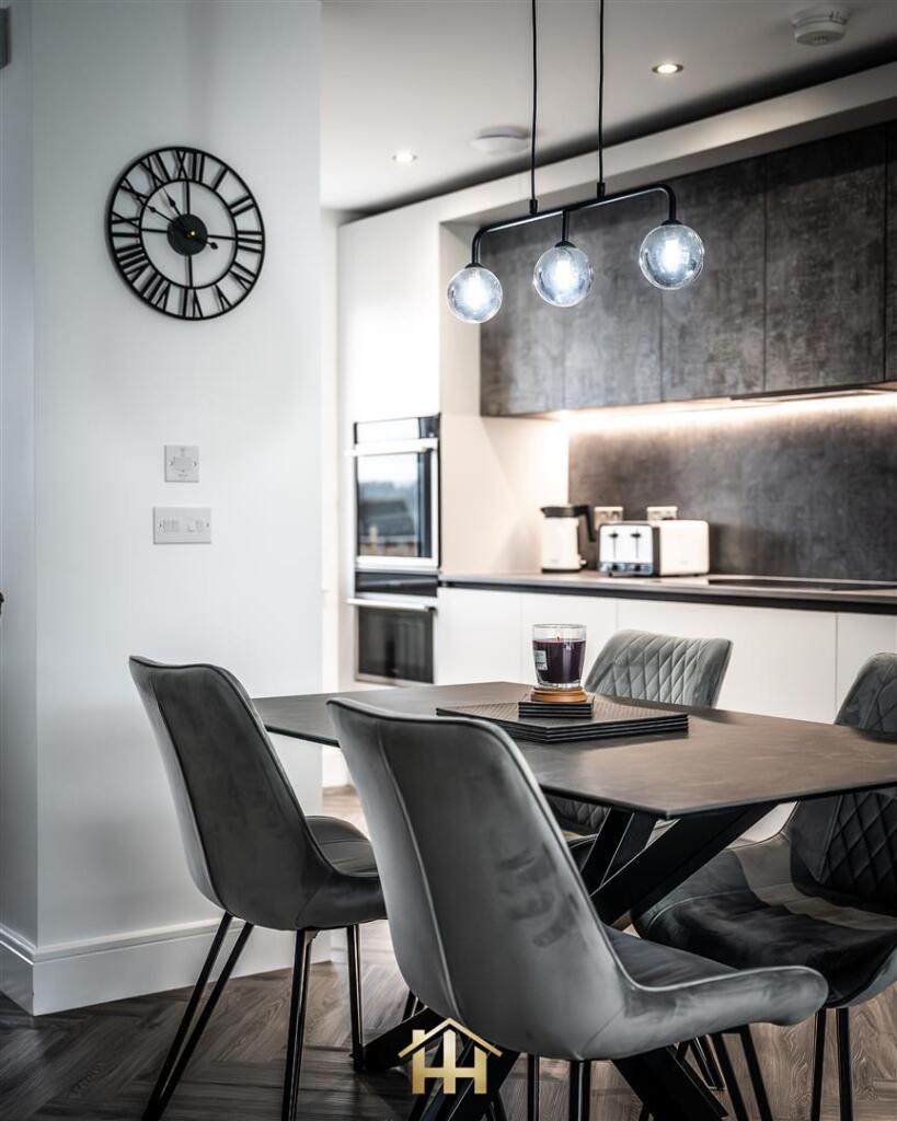 5 NEWALL TERR 080225 EDIT (11 of 54).jpg