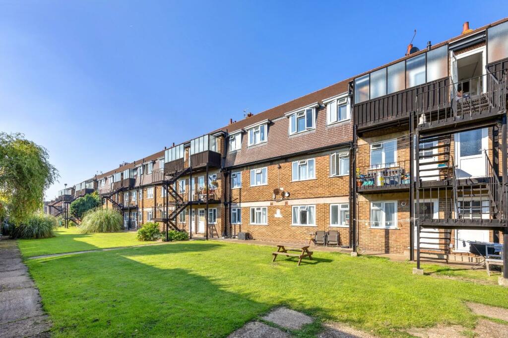 Sheridan Mansions_Flat 5_Sheridan Terrace-012.jpg