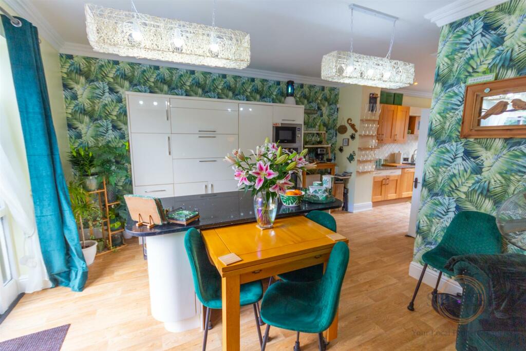 12 redbourne -22.jpg