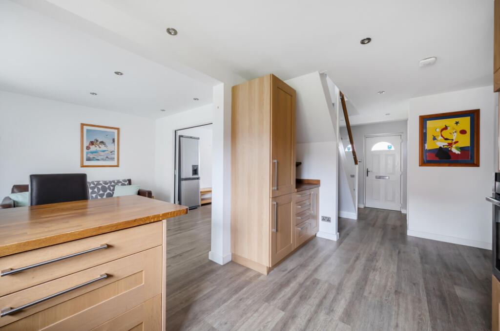 1393281-10-69428a...