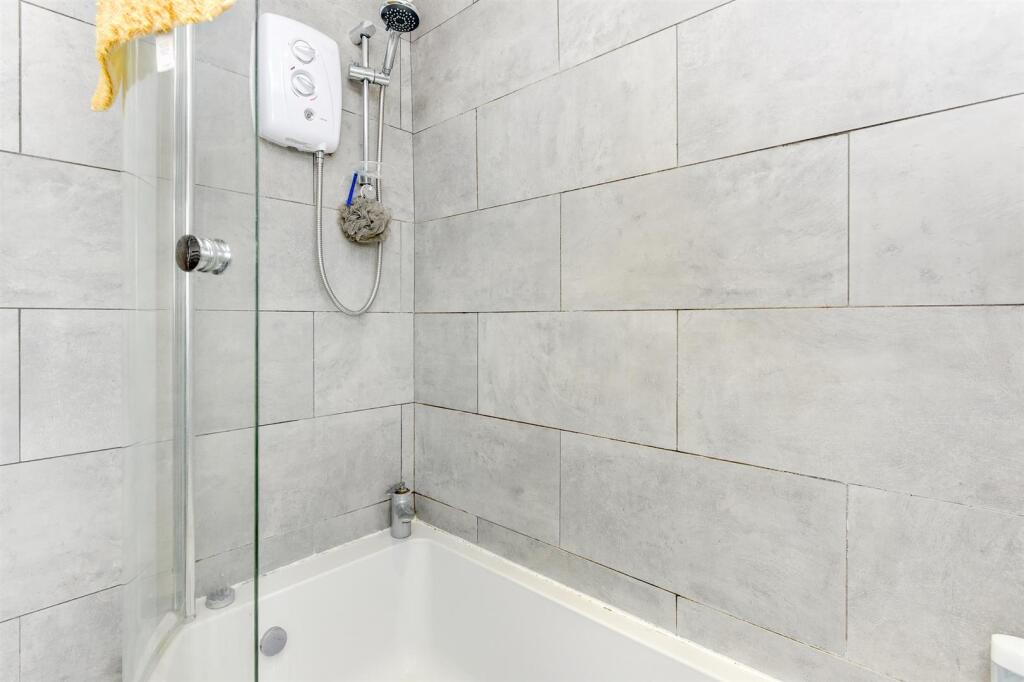 For Sale by Aspire Residential | Wolstenbury Road