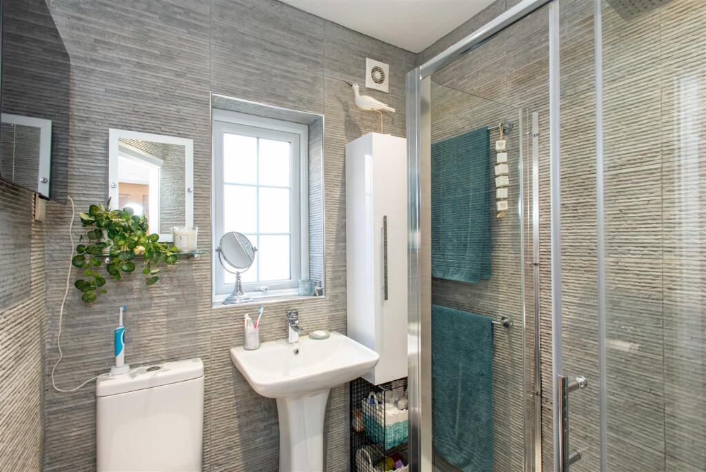 2024.11.12 22 Rookesley Rd, BR5 4HJ-8763.jpg