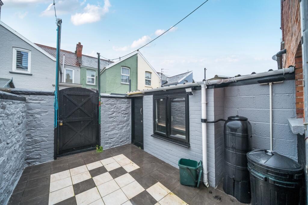 1388573-2-6937f95ad37bc-ARW-1