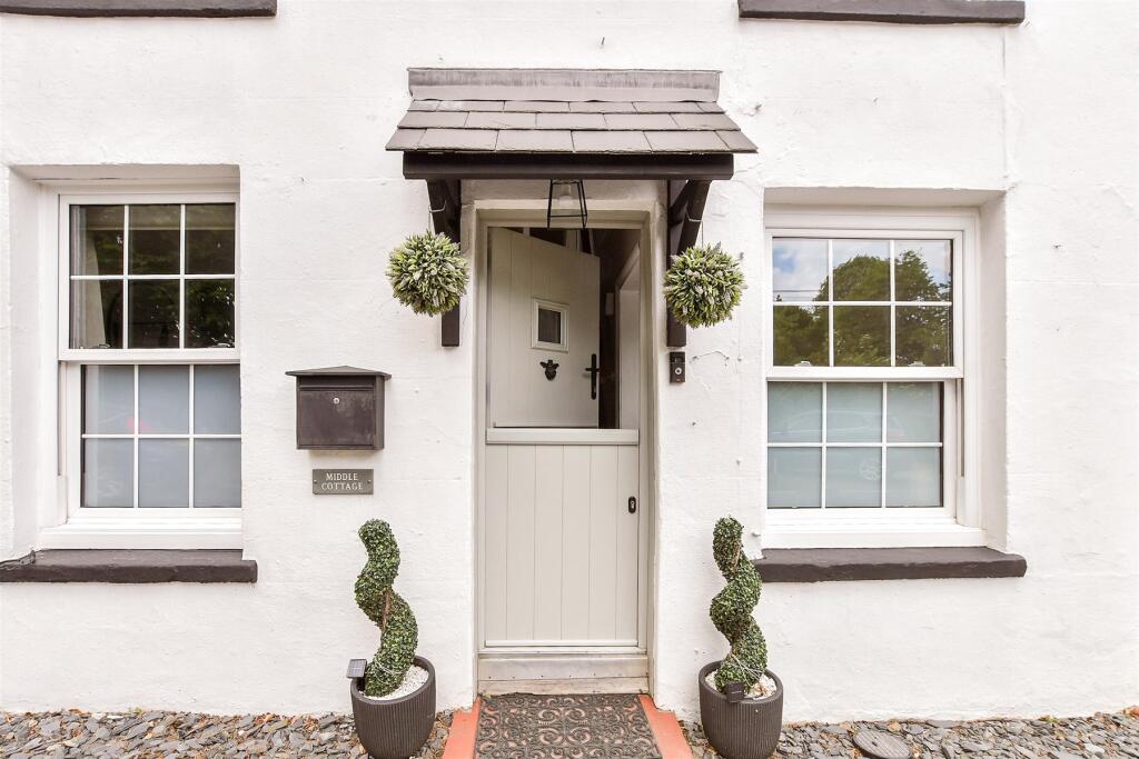 External Lifestyle Photograph