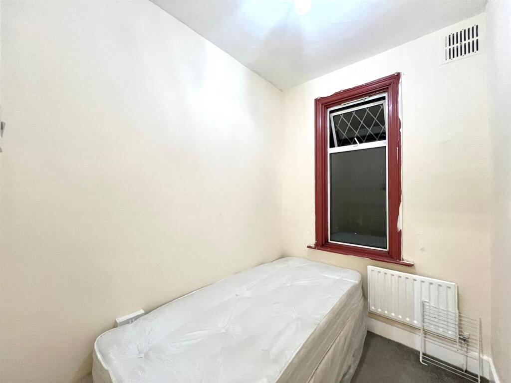 WhatsApp Image 2025-12-18 at 09.59.26.jpeg