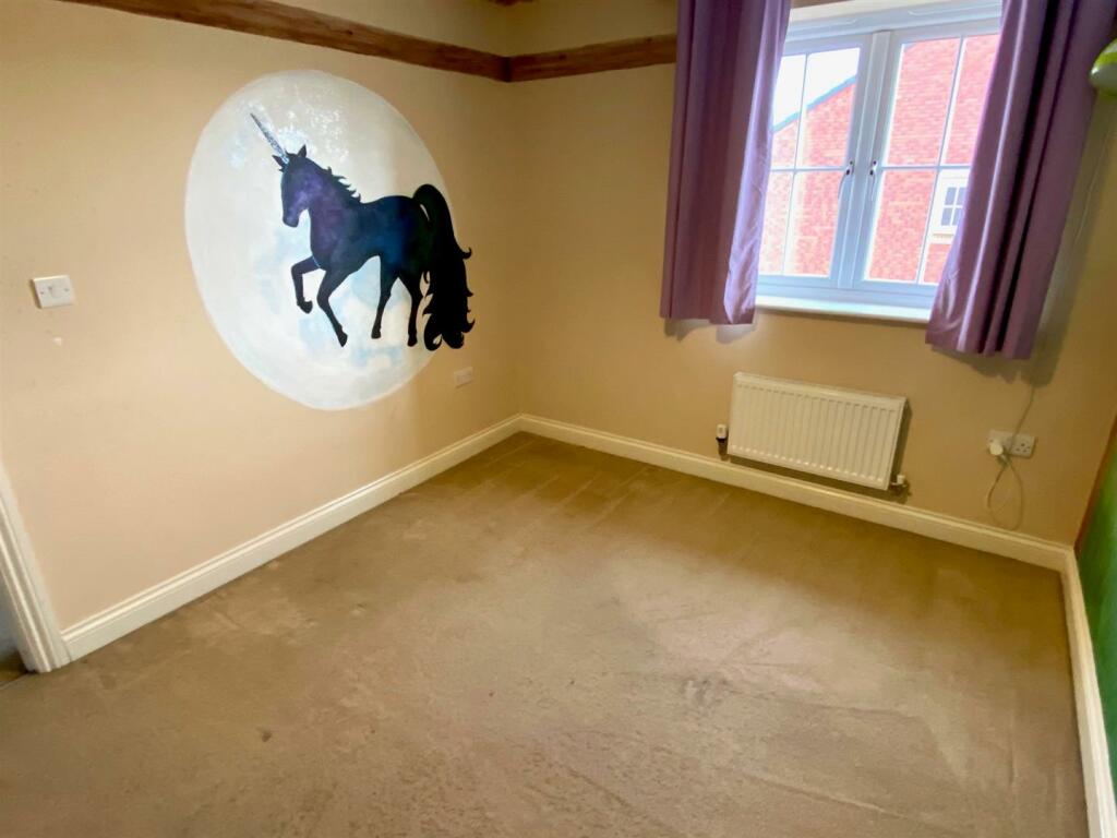 spring place court 63 bed 2.jpg