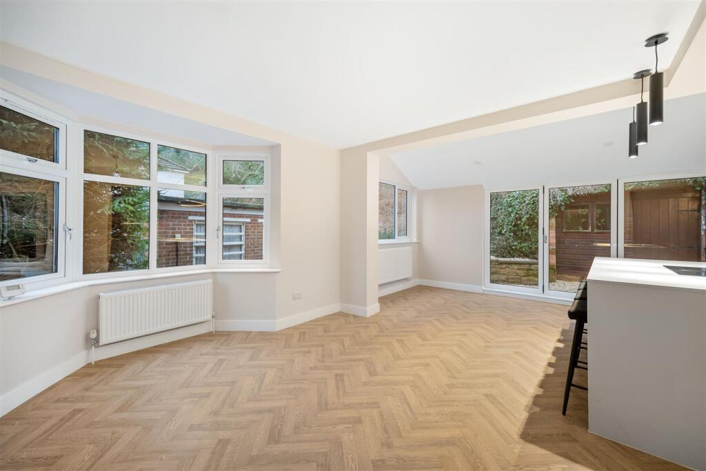 176 Nottingham Rd Burton Joyce Nottingham NG14 5BD