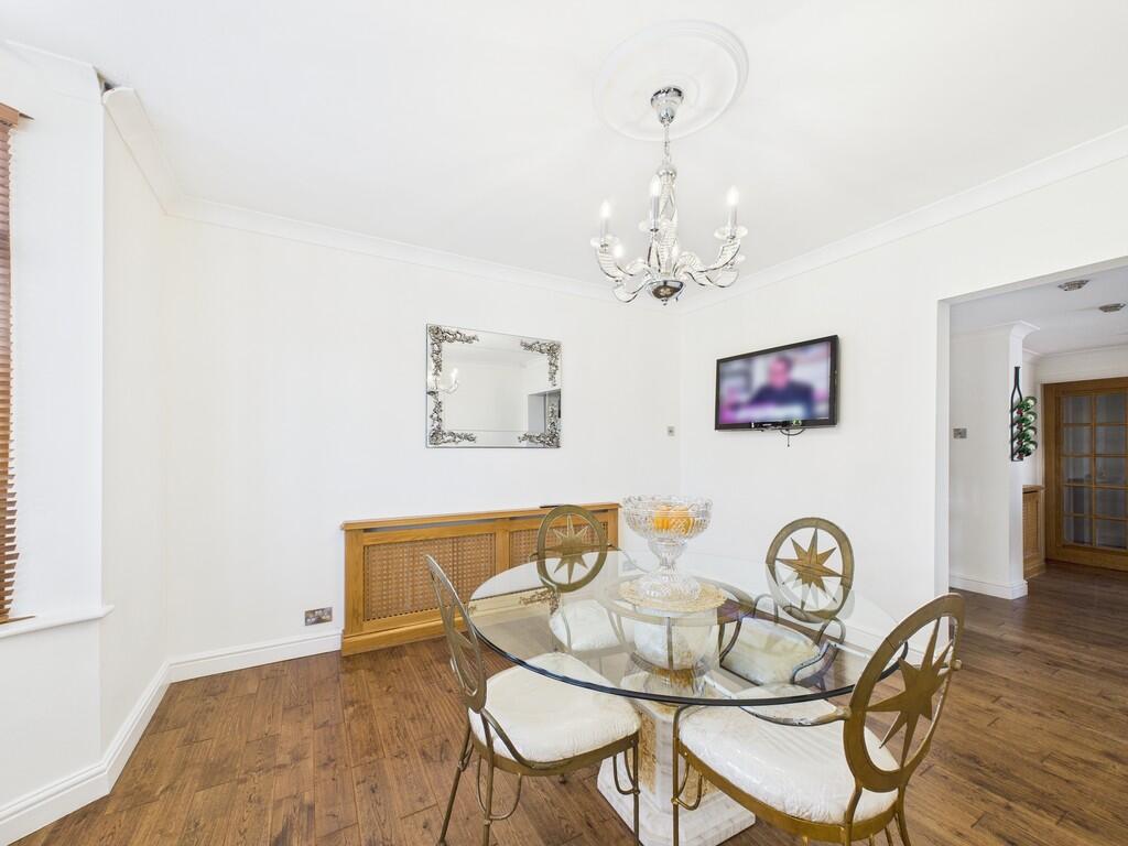 CAM01835G0-PR0193...