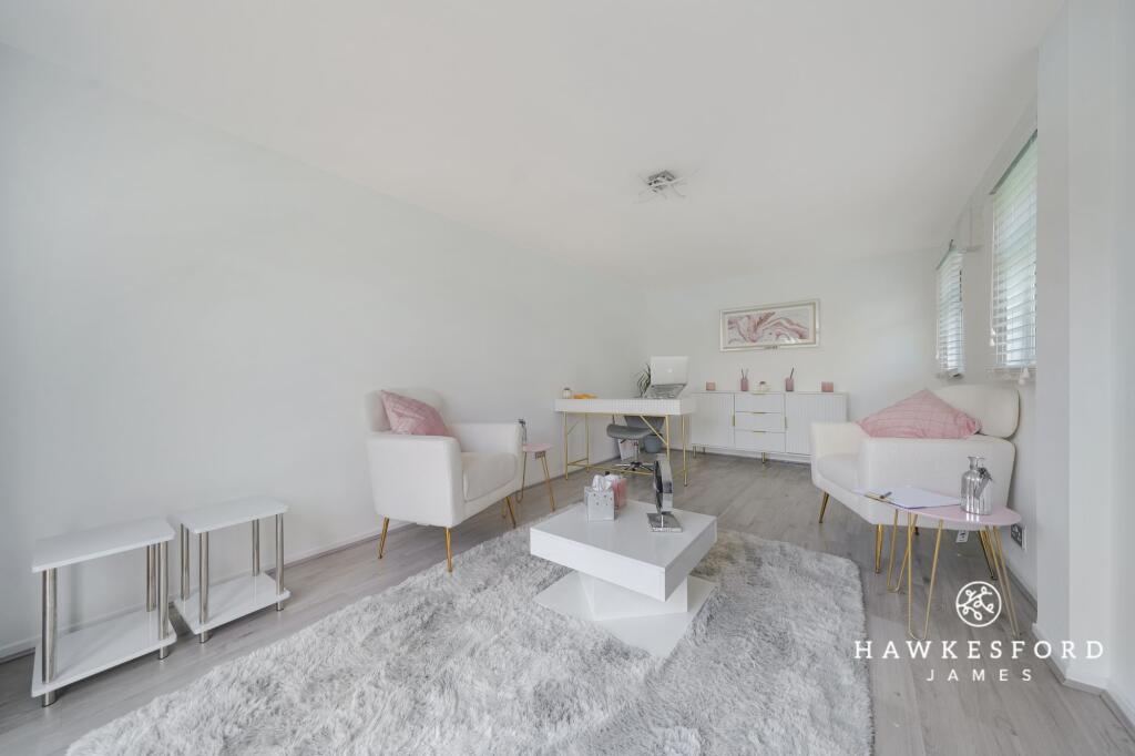 Hall Close, Sittingbourne - Office / Hobby space