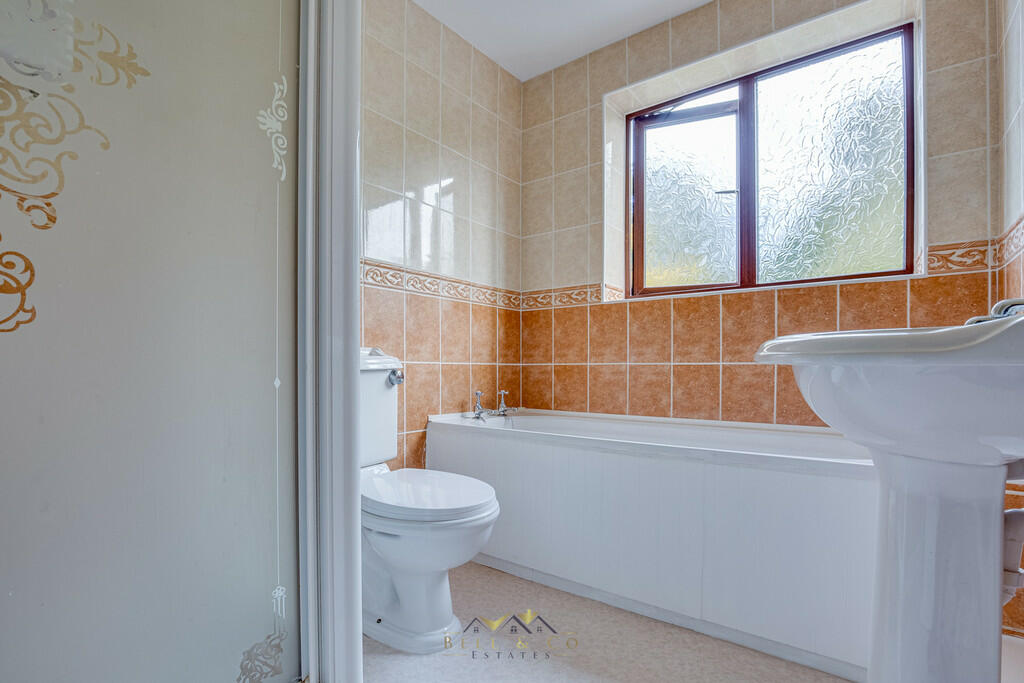 Bathroom 1.1