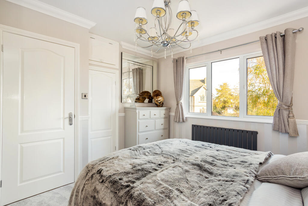 4nicholascourt26829616