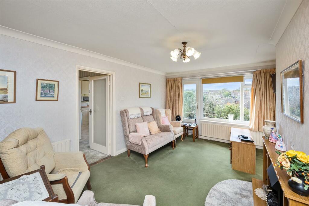 St Helens Crescent 12 LIVING ROOM TO HALL.jpeg