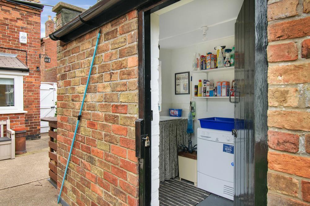 UTILITY ROOM
