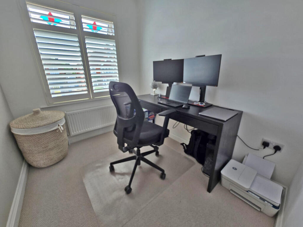 Third bedroom (1)
