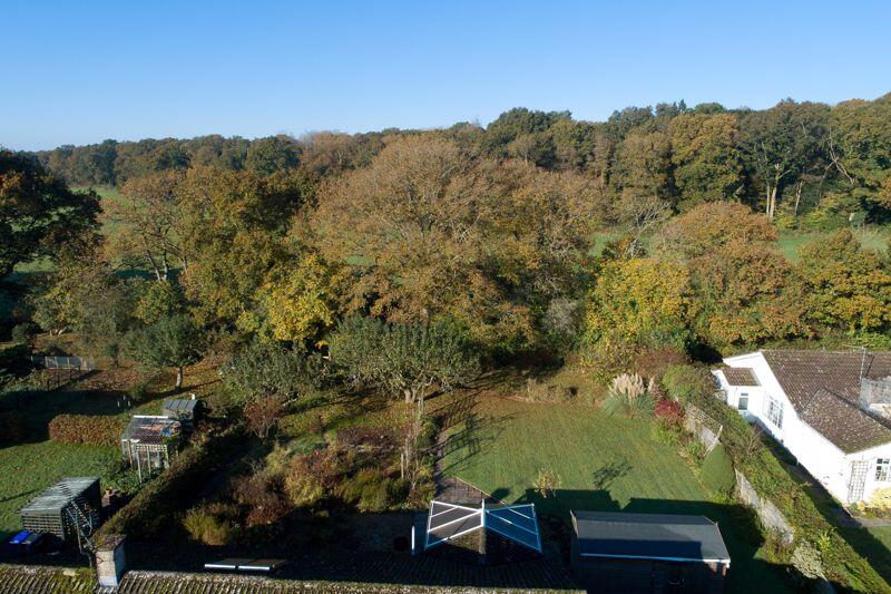 Garden Backing onto Open Countryside 