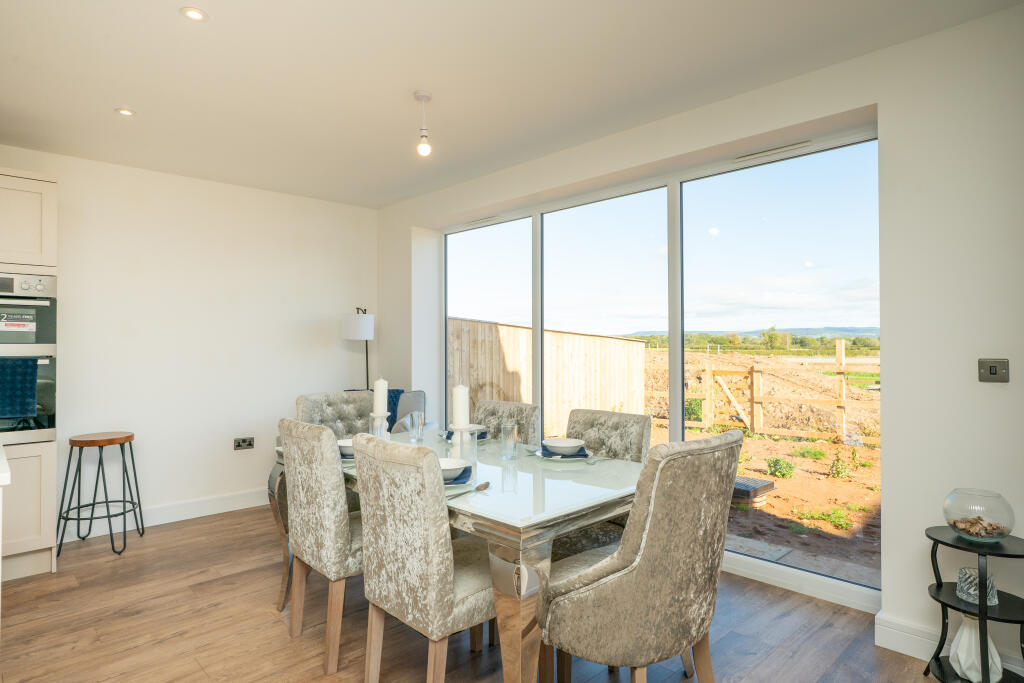 plot8sandhutton12