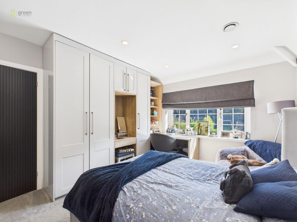 CAM03830G0-PR0221...