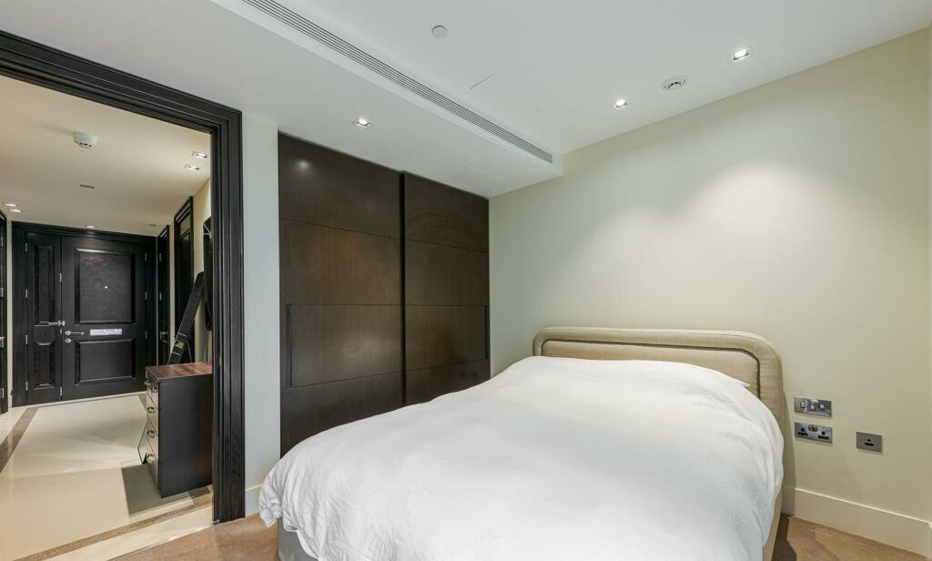 Bridgeman House 17-2-2. Low Res.jpg