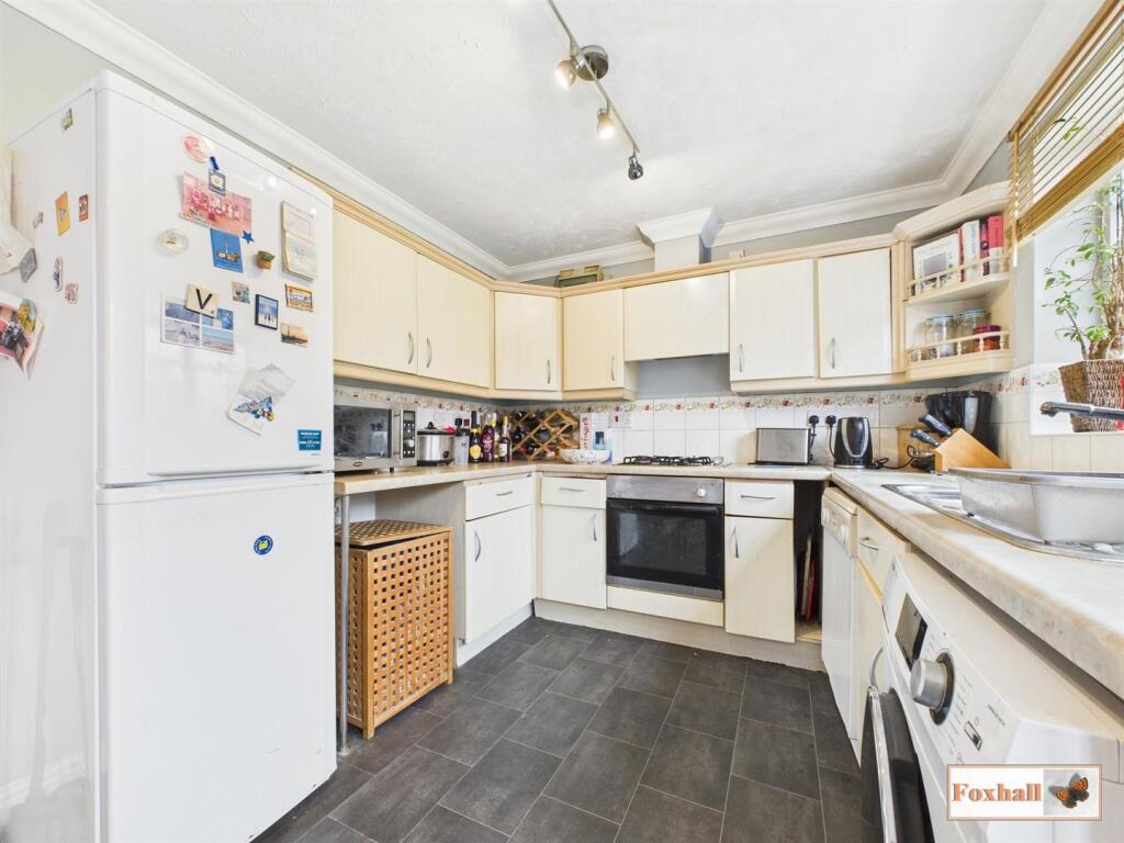 Kitchen / Breakfast Room