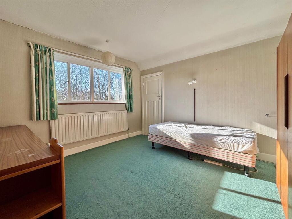 BED3.jpg