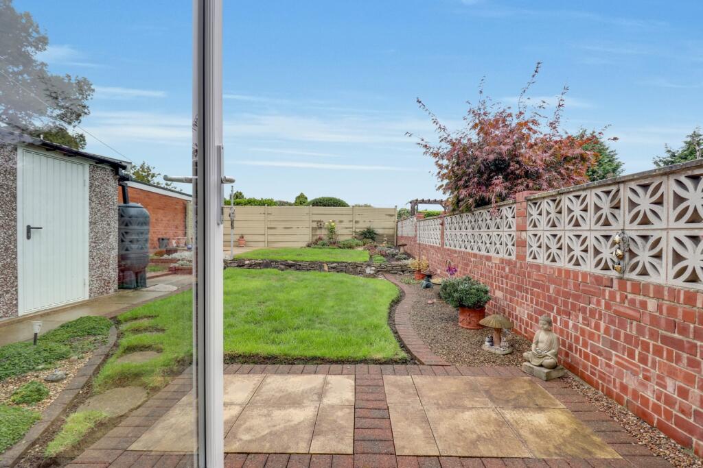 9- Julia Michel EweMove Pontefract