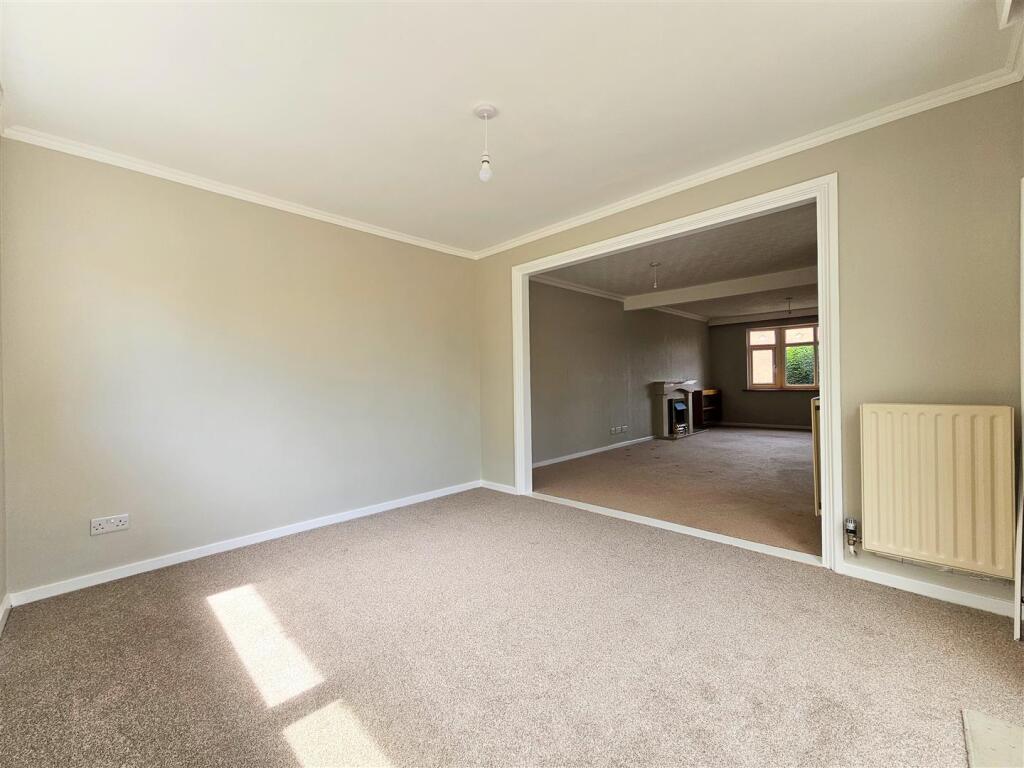 4 Woodfield Heights 4