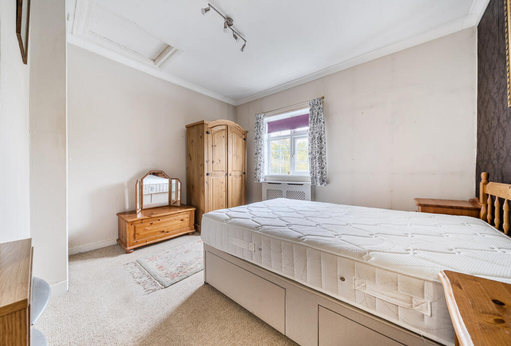 1364738-3-68f261a...