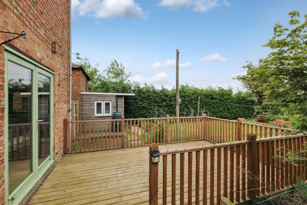 Deck and Garden Office.JPG
