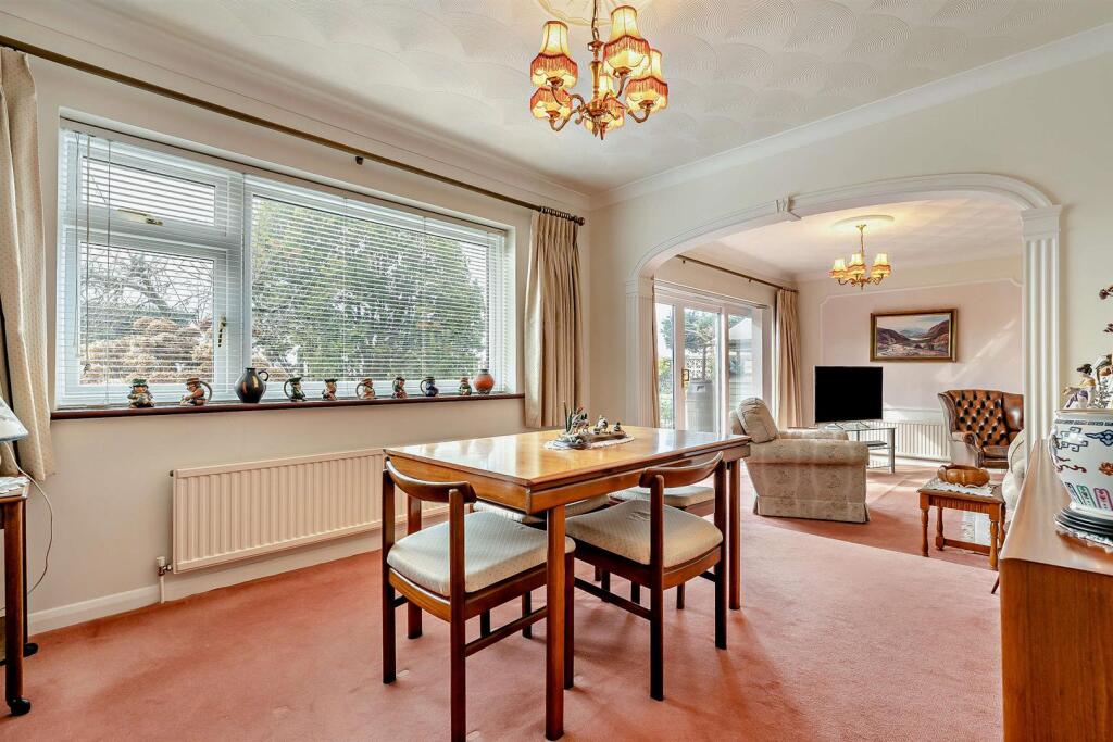 8639437-interior11-800.jpg