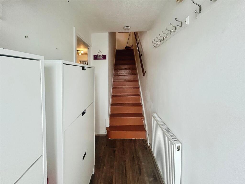 8eb86e51--4B55-8CF9-A1E6681C7E91-17554-00000C0BA5E